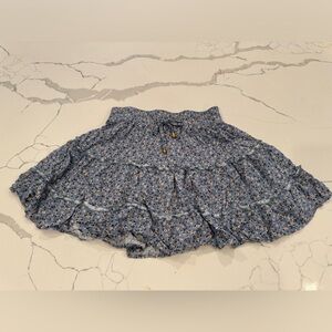 June & ivy Woman’s Floral skirt size medium